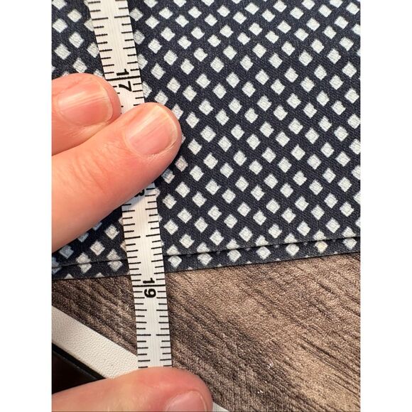 The Limited Ideal Stretch  ankle Pants – Black & White Geometric Print, Size 8 - Picture 5 of 6